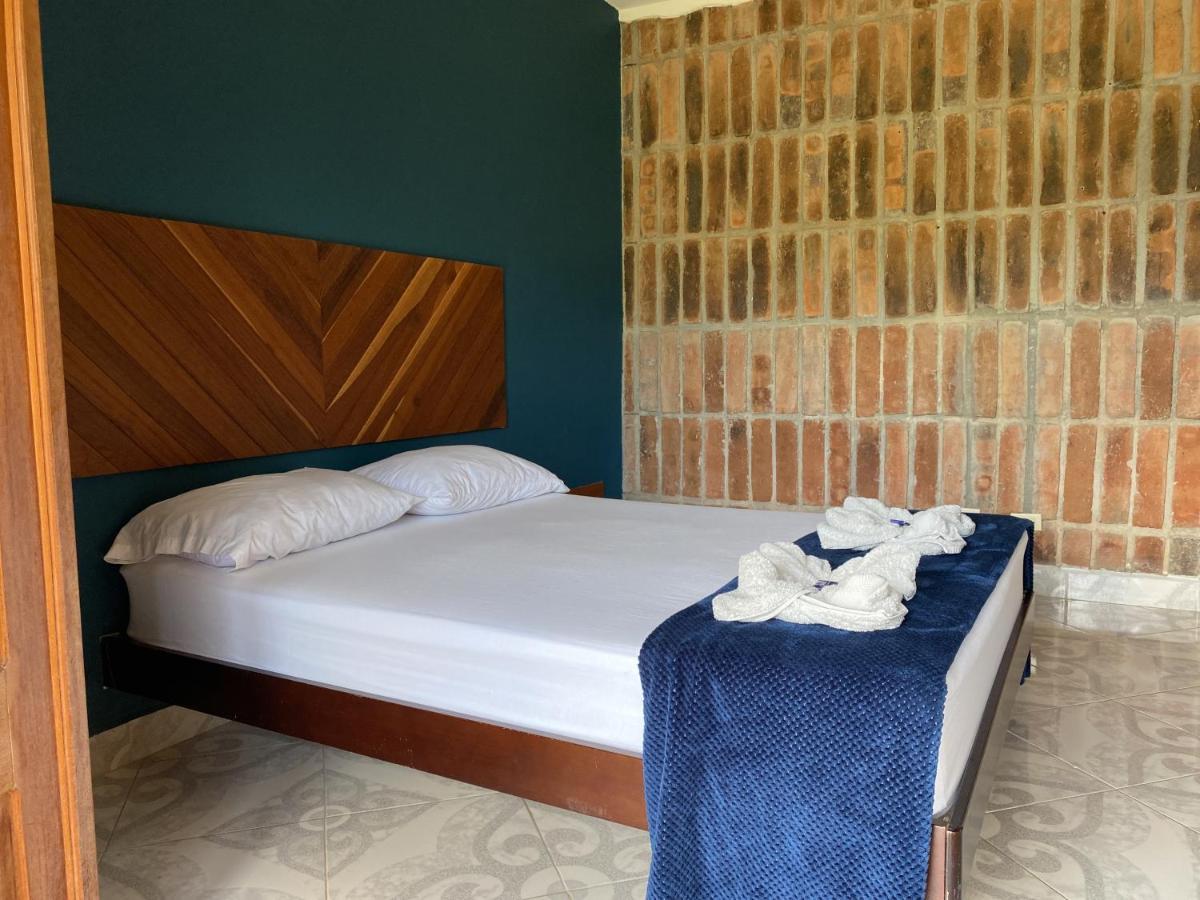 Hotel Tierra *