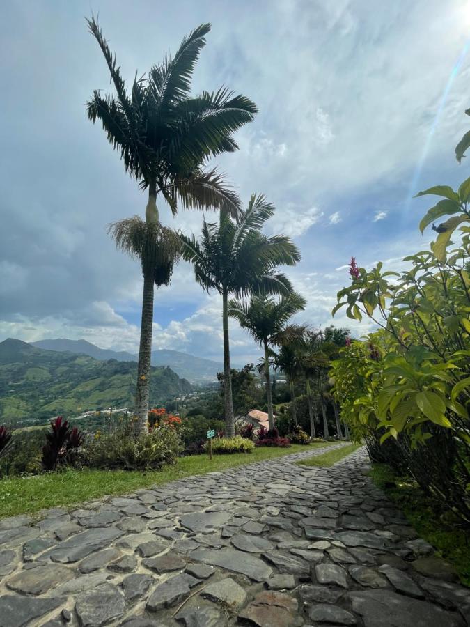 Tierra *
