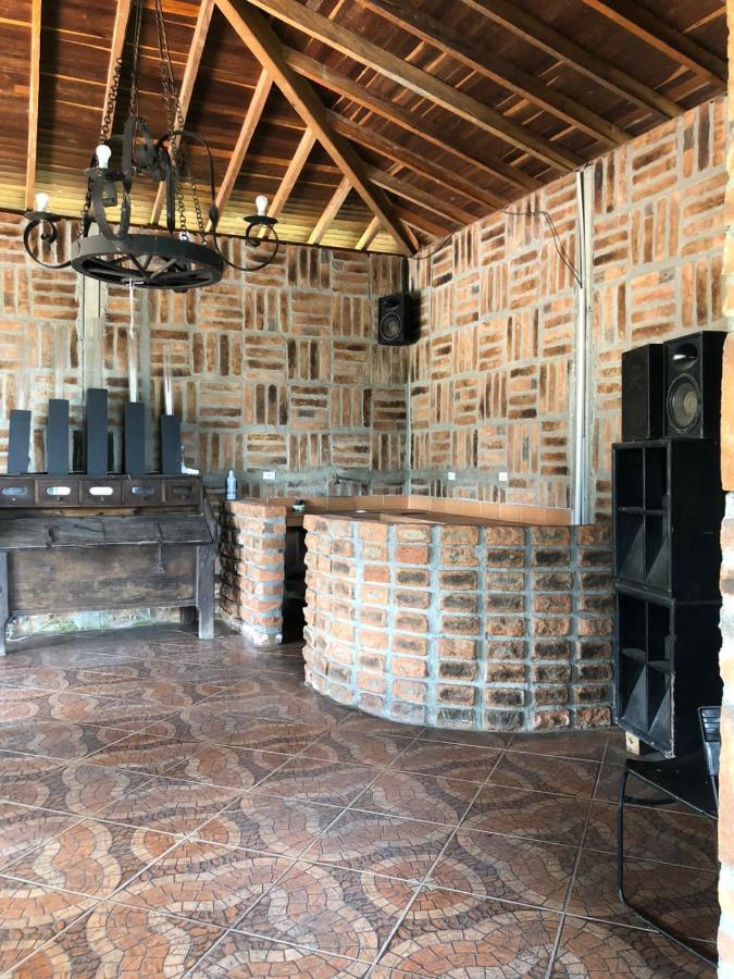 Hotel Tierra
