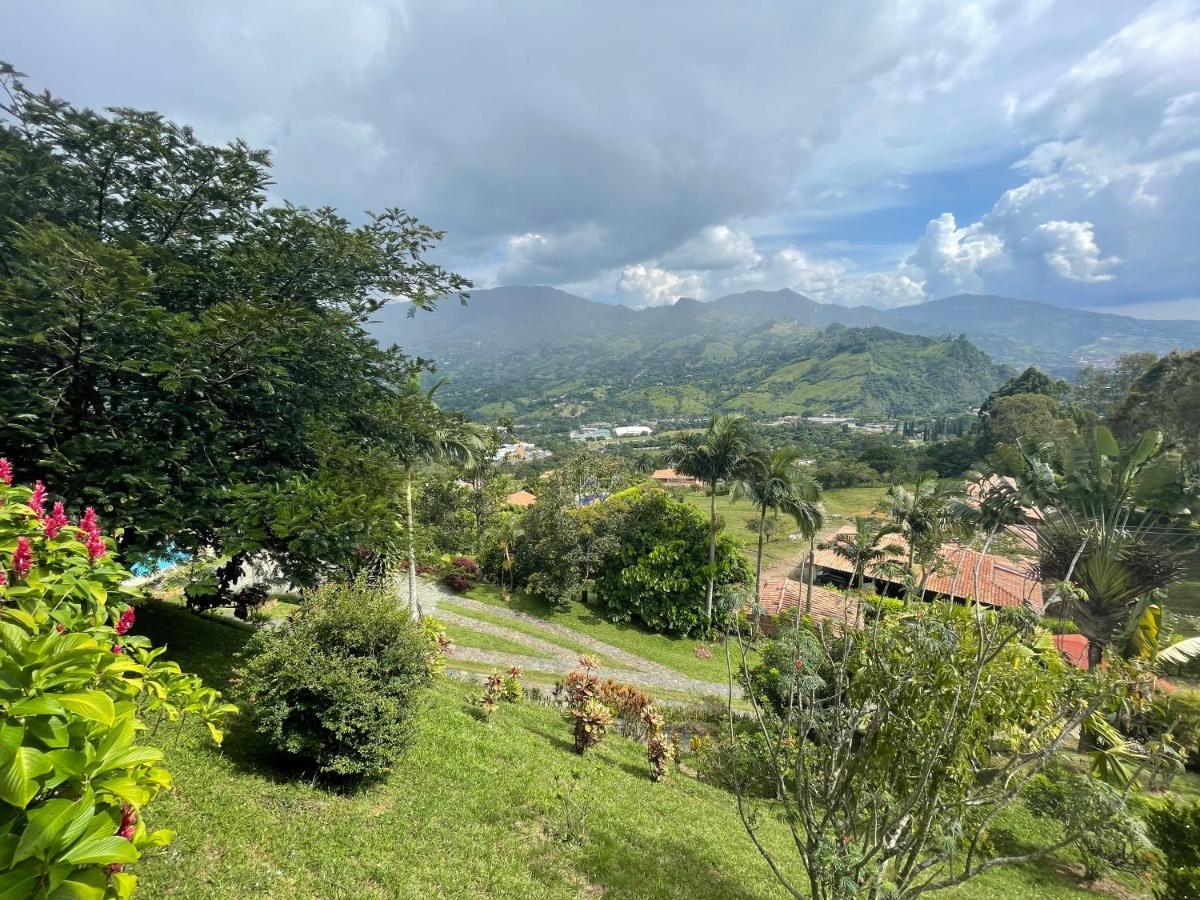 Finca Tierra Verde * Girardota