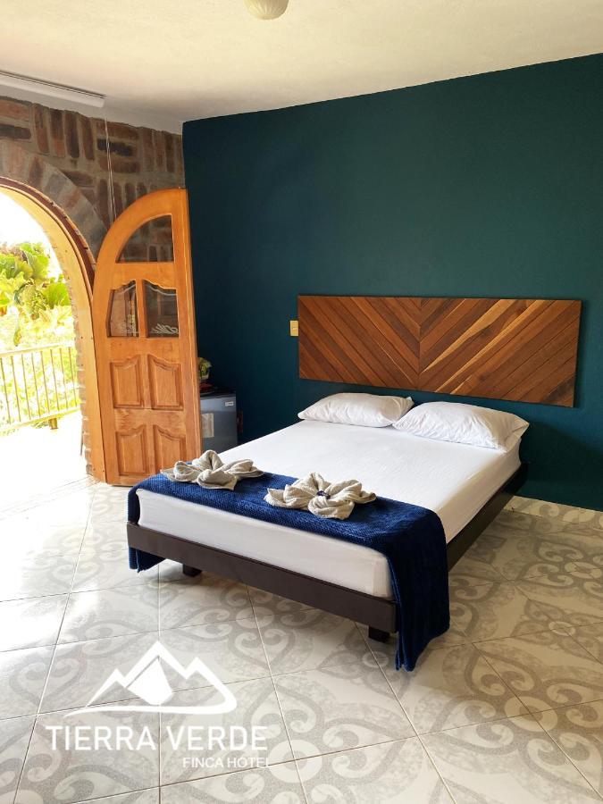 Hotel Tierra