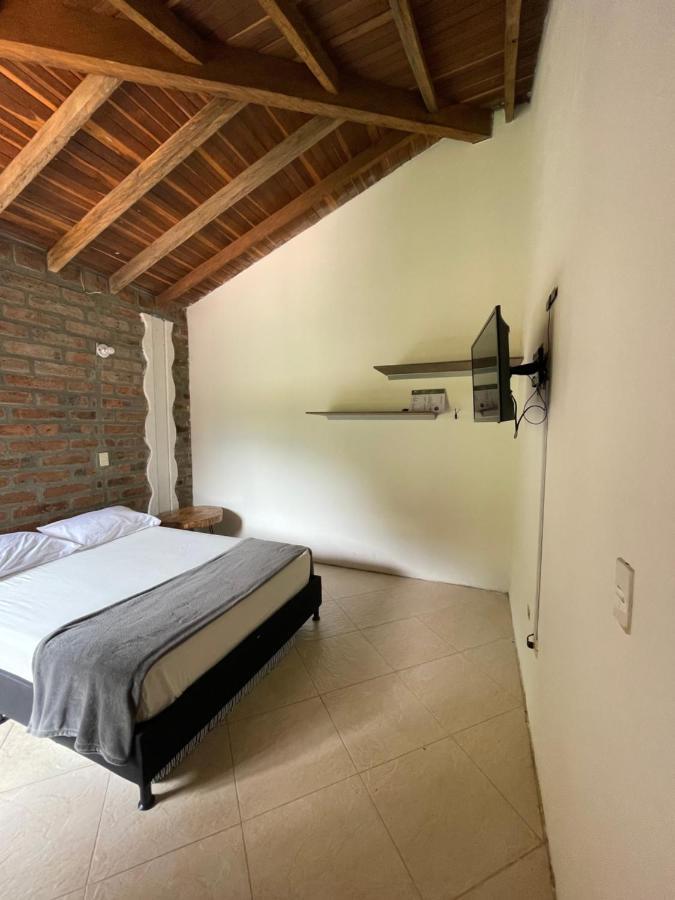 Tierra Hotel *